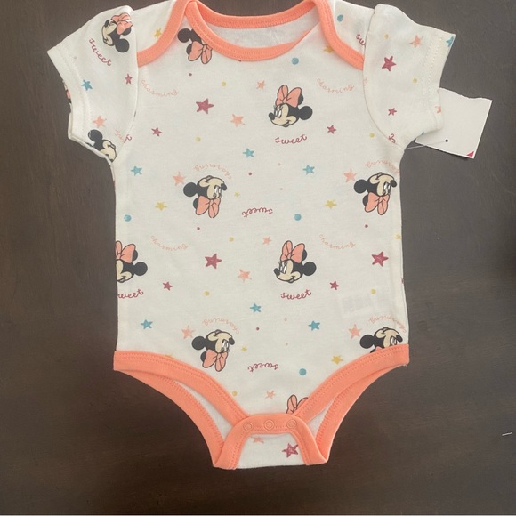 6-9 Month Onsie Bundle - Picture 4 of 4